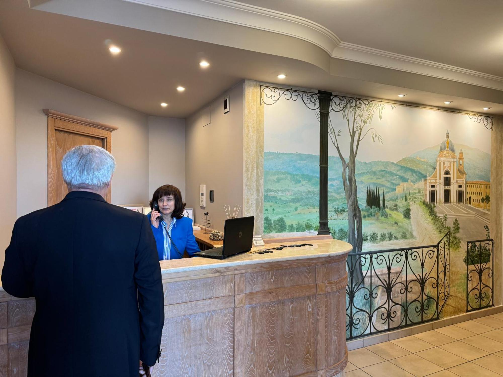 Hotel Cladan Assisi Exteriér fotografie